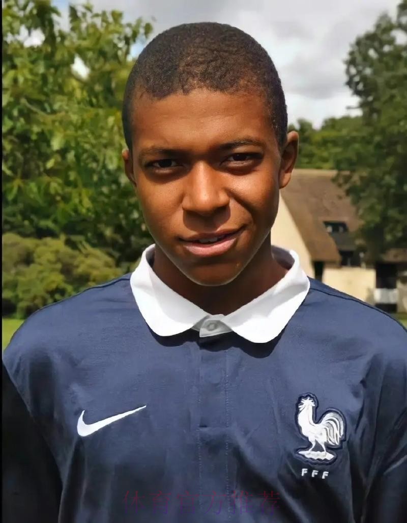 前法国前锋：姆巴佩不在乎舆论才去国外夜店玩